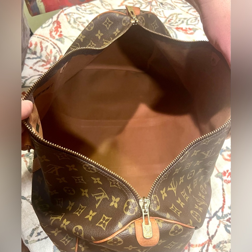 Louis Vuitton Keepal 50 Classic Monogram Duffel Bag - Picture 13 of 16
